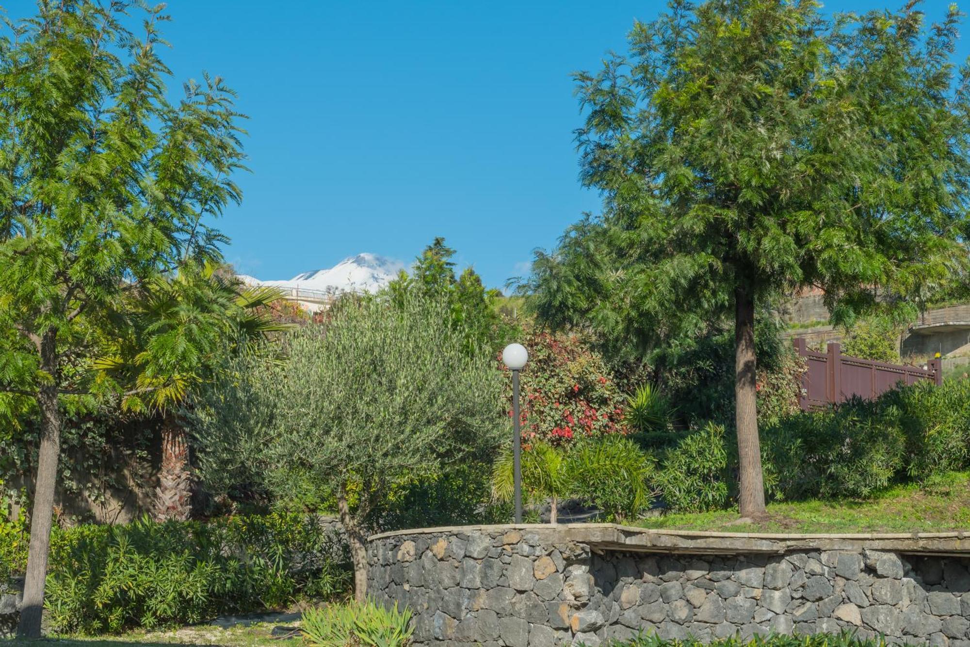 B&B Boutique Di Charme "Etna-Relax-Natura" Zafferana Etnea Exterior foto