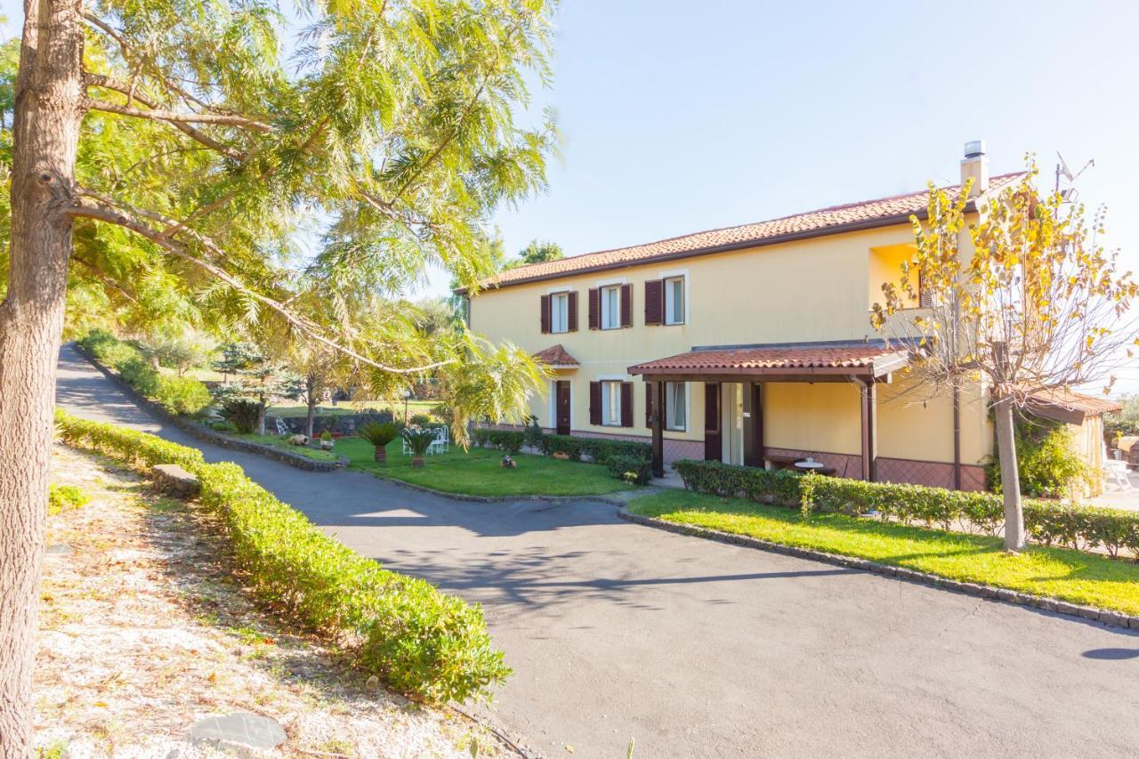 B&B Boutique Di Charme "Etna-Relax-Natura" Zafferana Etnea Exterior foto